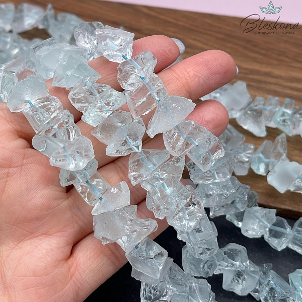 Кварц Аквакварц куски голубой (6-12)*(12-18) мм