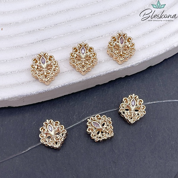 10*11 мм Цвет золото, Бусина Геральдическая лилия цирконы