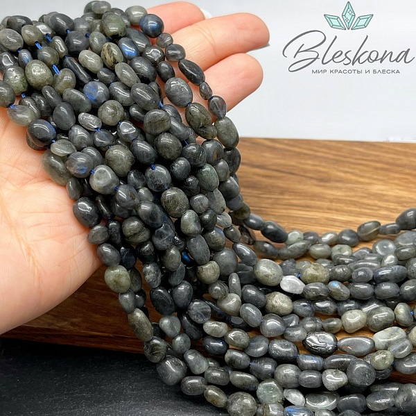 Лабрадор с синей ирризацией галтовка 6-8мм