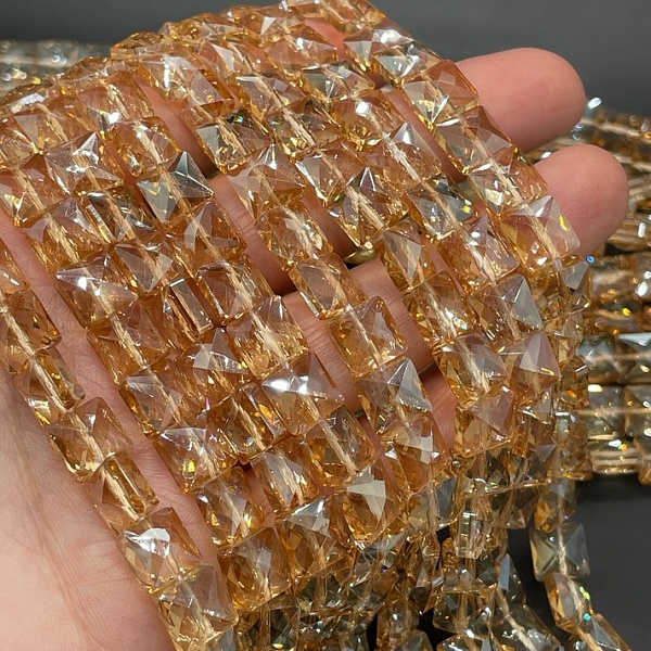 8 мм Стекло Lux, квадрат огранка, цвет персиковый