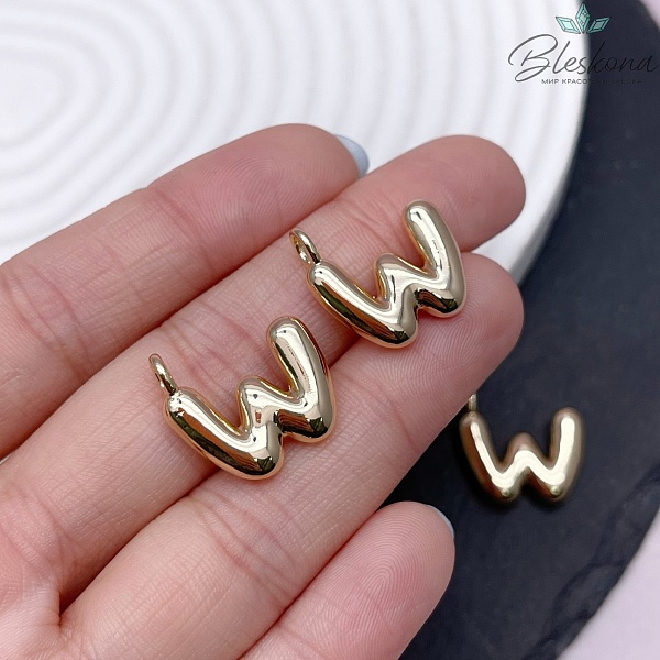 18 мм, Цвет золото, Буква объемная W