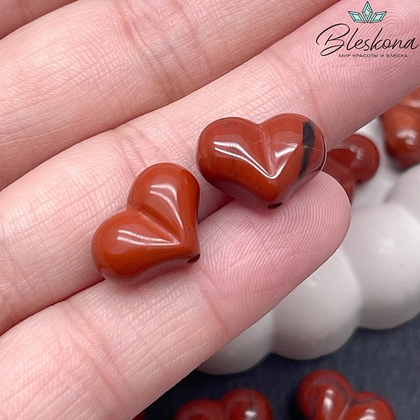 Бусина сердце Яшма красная 11*15 мм штучно
