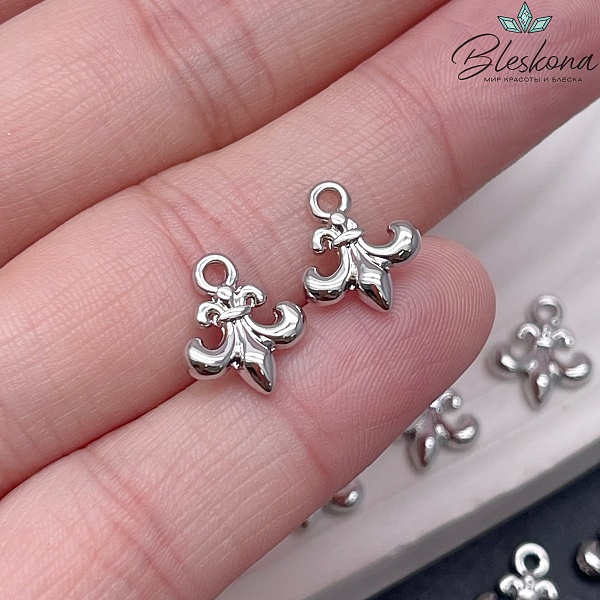12*10 мм Цвет серебро, Подвеска королевская лилия 