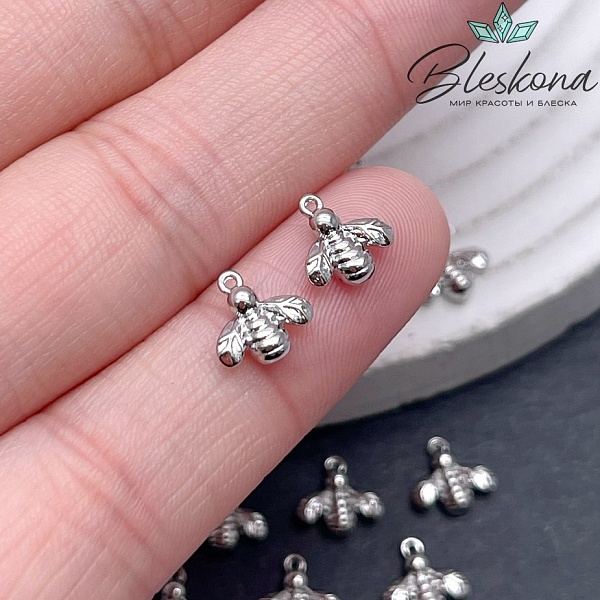 8*8 мм Цвет серебро, Подвеска Пчелка