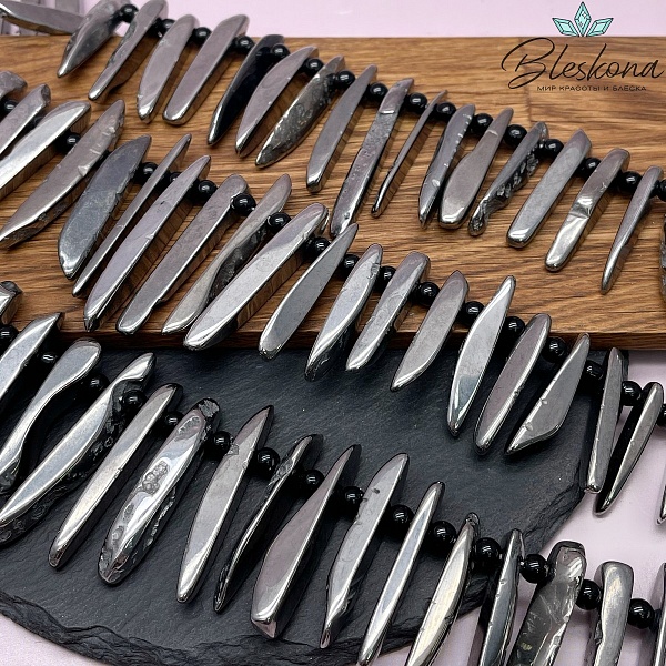 Агат сколы шлифованные с покрытием (25-45)*(7-11) мм