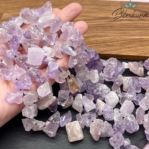 Аметист лавандовый куски (6-11)*(12*16) мм (смещенное отверстие)
