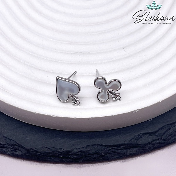 14*11 мм Цвет серебро, Пусеты Карточные масти