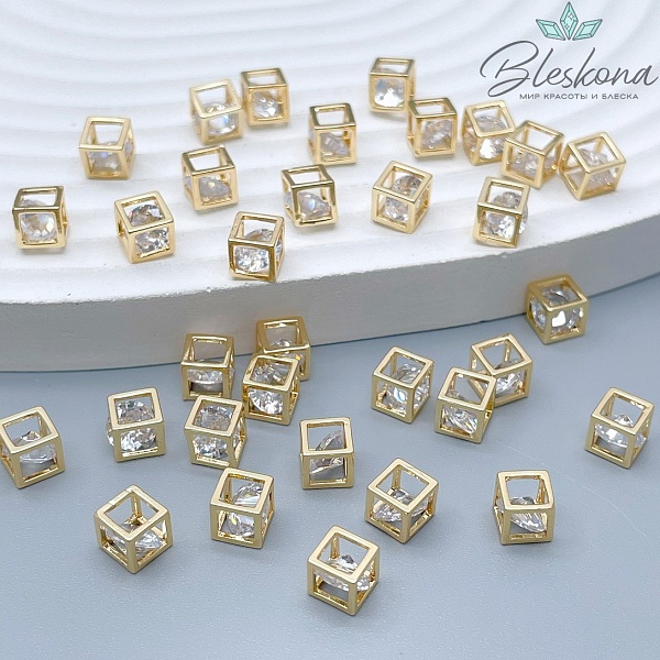 5 мм Цвет золото, Подвеска Куб с цирконом внутри 