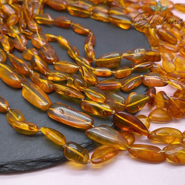 Янтарь галтовка  10-11 мм