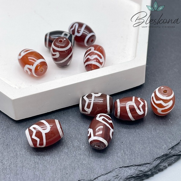 Бусина Дзи Лотос коричнево-белый бочонок 10*14 мм