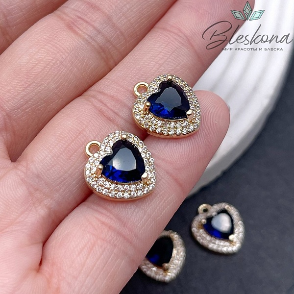 15*13мм Цвет золото, Подвеска сердце большой синий циркон и стразы 
