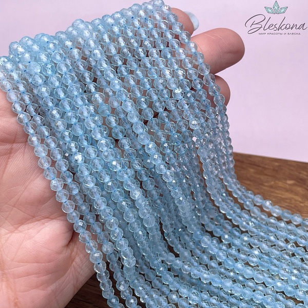Топаз голубой (тонированный) алмазная огранка 4 мм 