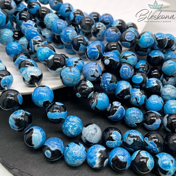 Агат черный голубые разводы (имитация) 14 мм
