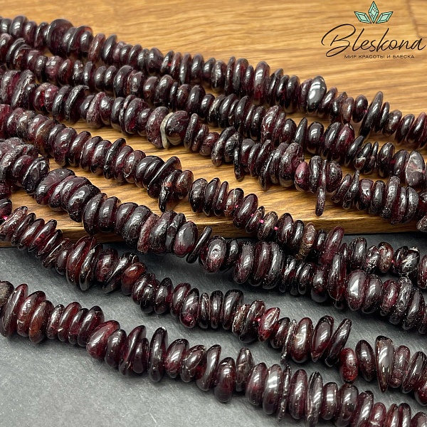 Гранат диски фриформ №2 (2-4)*(7-12) мм