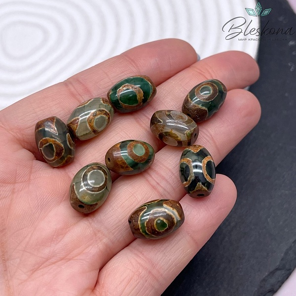 Бусина Дзи 3 глаза серо-зеленый бочонок 12*8 мм
