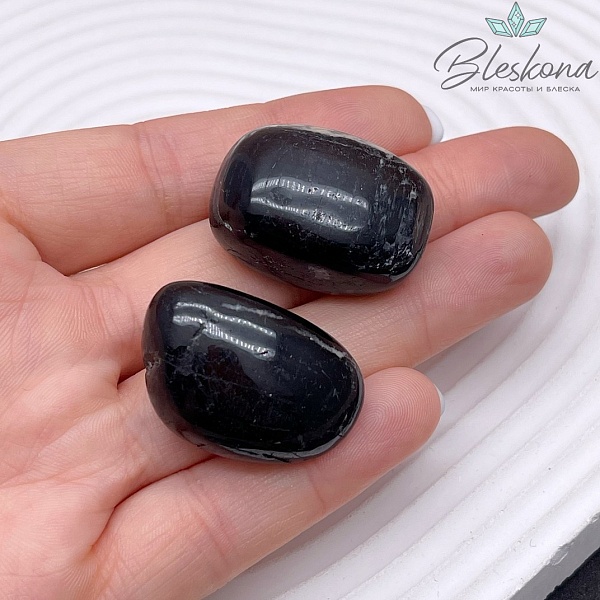 Черный турмалин (шерл) галтовка 