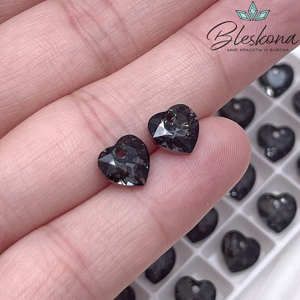 6432 Heart Cup Pendant 8 мм Crystal Silver Night (SINI)