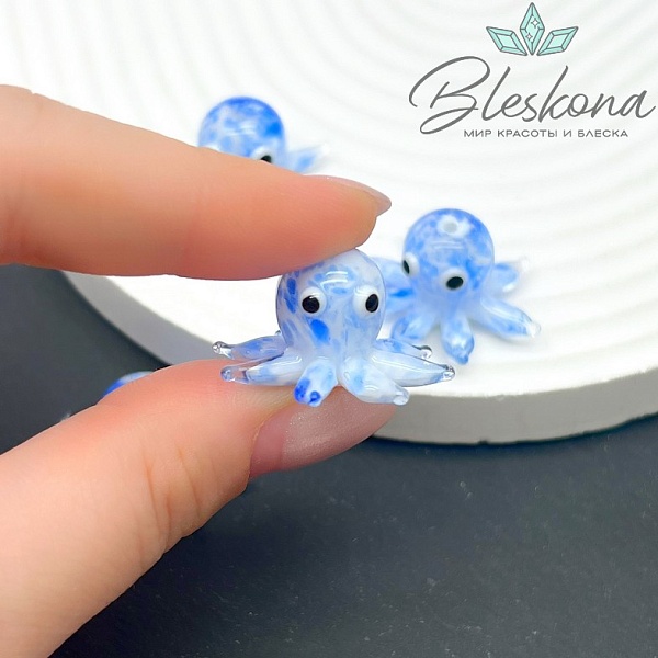 15,5*22 мм  Бусина осьминог синий