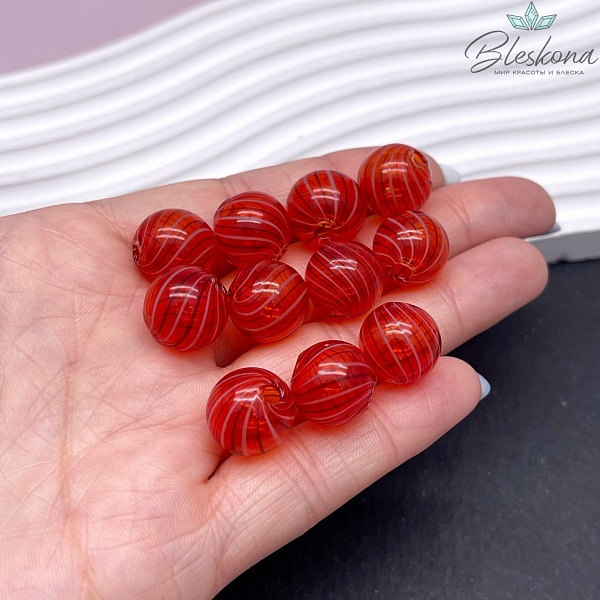 14 мм Бусина шар стекло красное бело-черные полосы