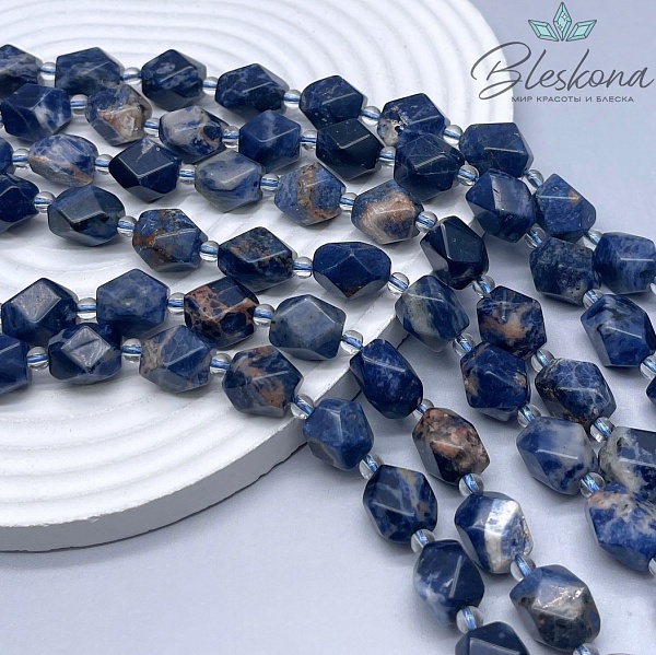 Содалит фриформ огранка (12-15)*(10-12) мм