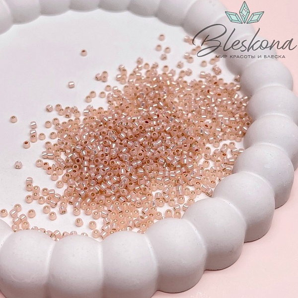 Бисер TOHO round 11/0 цвет №2126 (оттенок розового)
