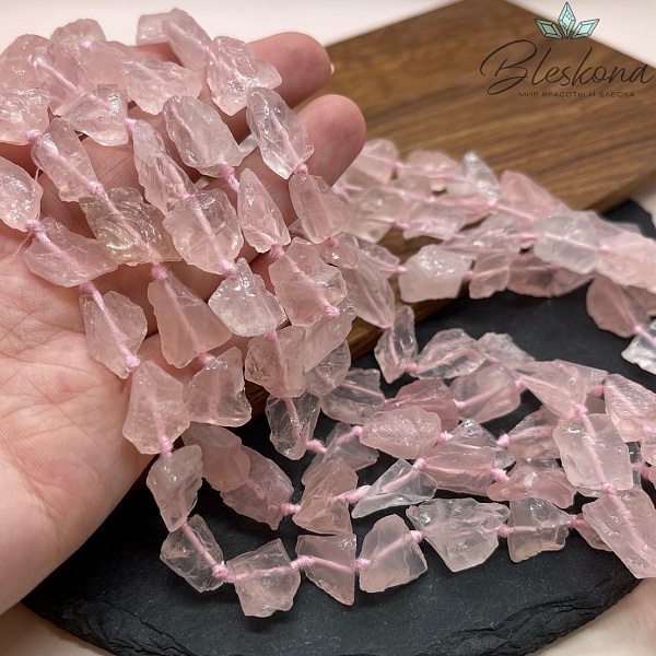 Мадагаскарский Розовый кварц Куски (15-17)*(12-13) мм