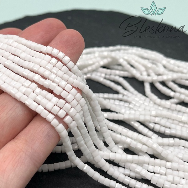 Чешское стекло №132 цвет №50 3 мм