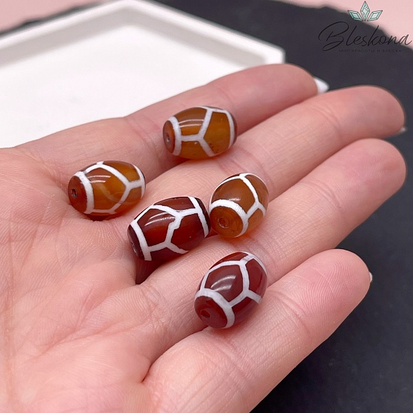 Бусина Дзи Черепаха бело-коричневый бочонок 10*14 мм