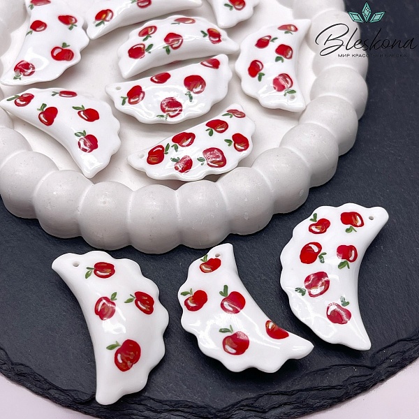 40*23 мм Подвеска Вареник с яблоком