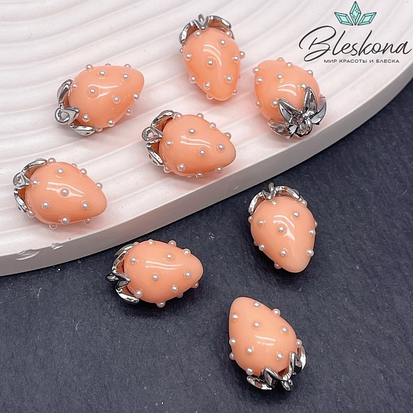 18,5*12 мм Цвет серебро, Подвеска клубничка оранжевая