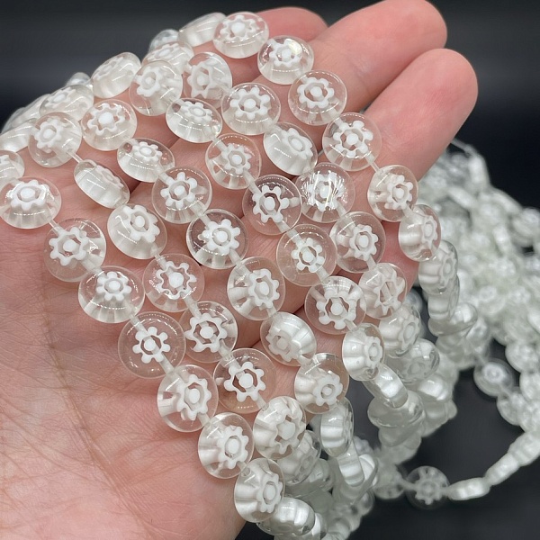 Муранское стекло белое круг цветок  10 мм