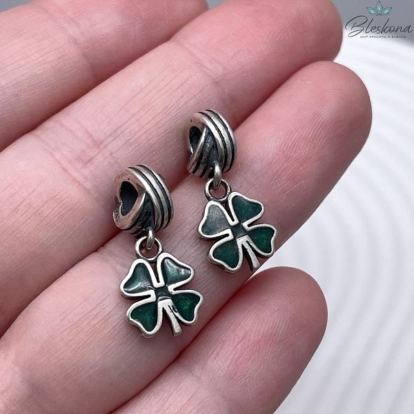 10мм Подвеска мельхиор Клевер с бейлом эмаль