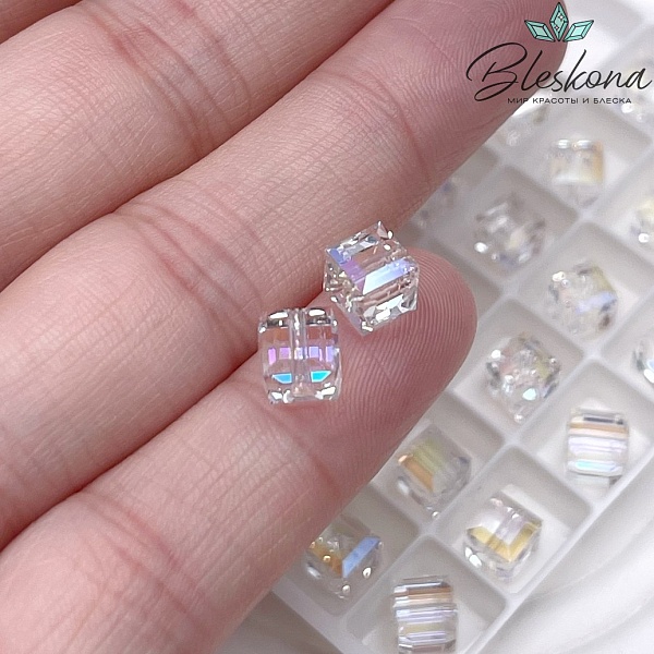 5601 Cube Bead 6мм Crystal Shimmer B