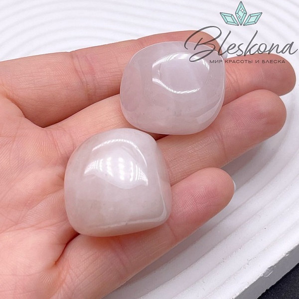 Розовый Кварц галтовка 20-26 мм