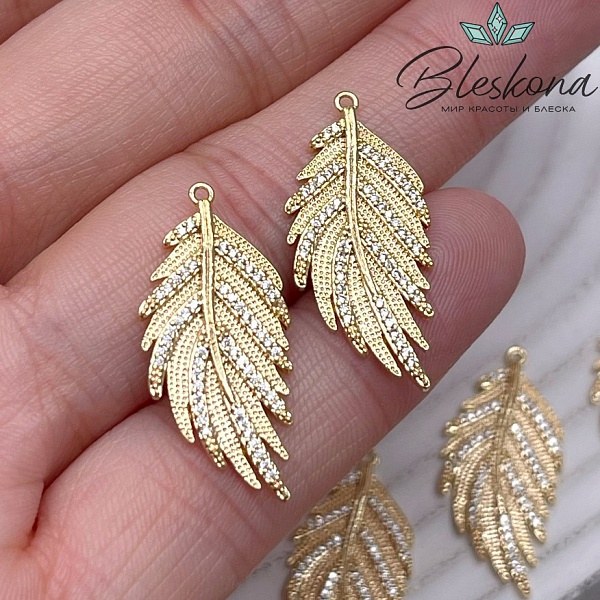 26*12 мм Цвет золото, Подвеска перышко цирконы