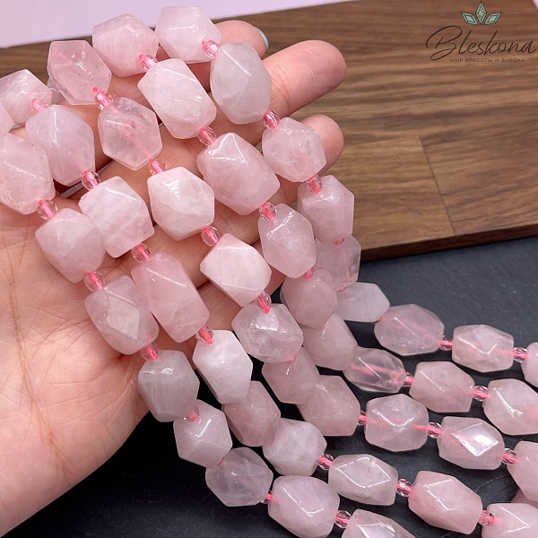 Розовый кварц фриформ огранка (14-18)*(12-15) мм