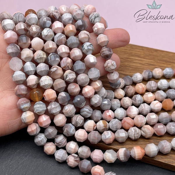 Агат Ботсвана розовый биконус огранка 9*8мм