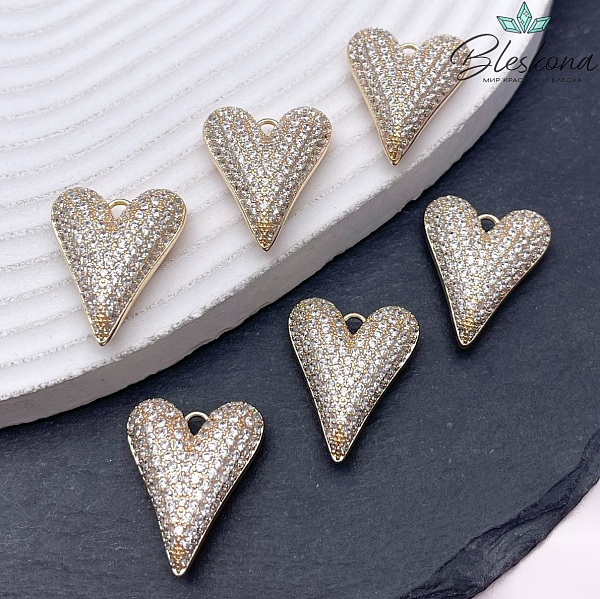 24*19,5 мм Цвет золото, Подвеска сердце цирконы