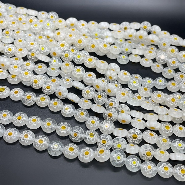 Муранское стекло белое круг цветок желтый 8 мм