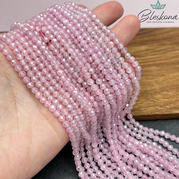 Циркон Glow светло-лиловый огранка 4 мм (кубический цирконий, фианит) 