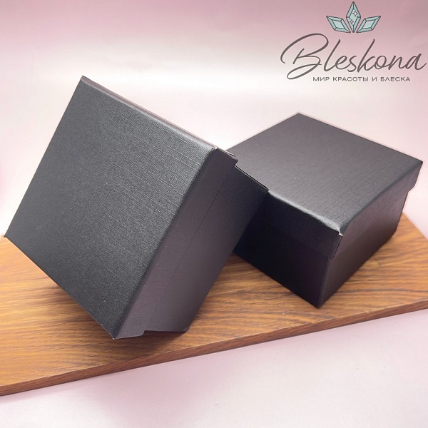 Коробка Черная с подушкой 8,5*8,5*5,5 см