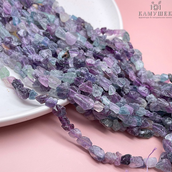 Флюорит куски (7-10)*(4-8) мм