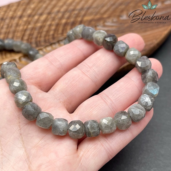 Лабрадор куб огранка 8*8 мм