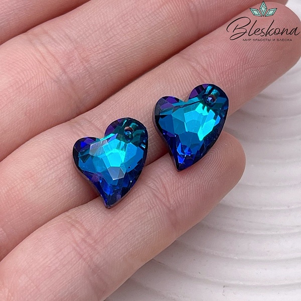 16,5*14 мм, Подвеска сердце стекло белое с переливом (Heliotrope) уп. 2 шт