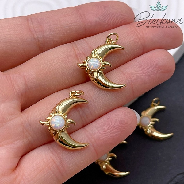 20*15 мм Цвет золото, Подвеска полумесяц с перламутровой крошкой