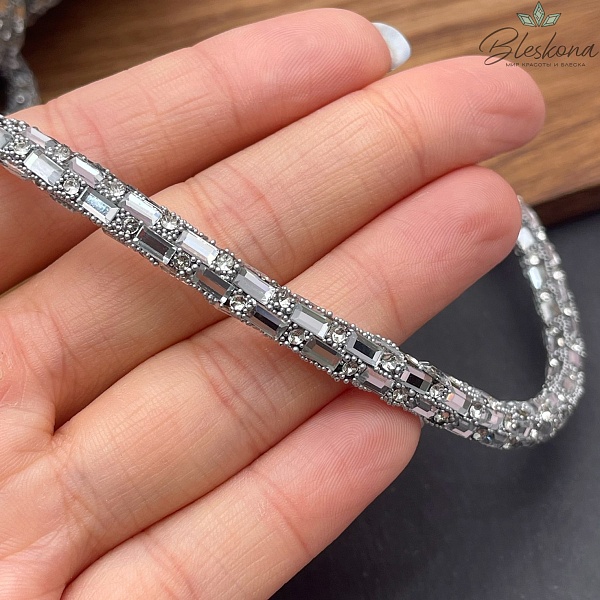 Стразовый шнур крупные стразы 5 мм