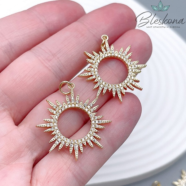 27*25 мм Цвет золото, Подвеска Солнце с цирконами 