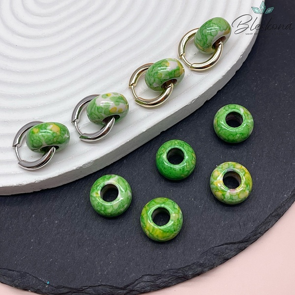 Бублик Агат белый желто- зеленые узоры (имитация) 15 мм