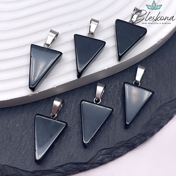 22,5*15 мм Цвет серебро, Подвеска треугольник Обсидиан