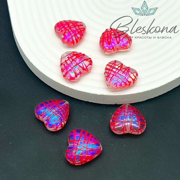 19*20 мм Бусина сердце с переливом красная глазурь